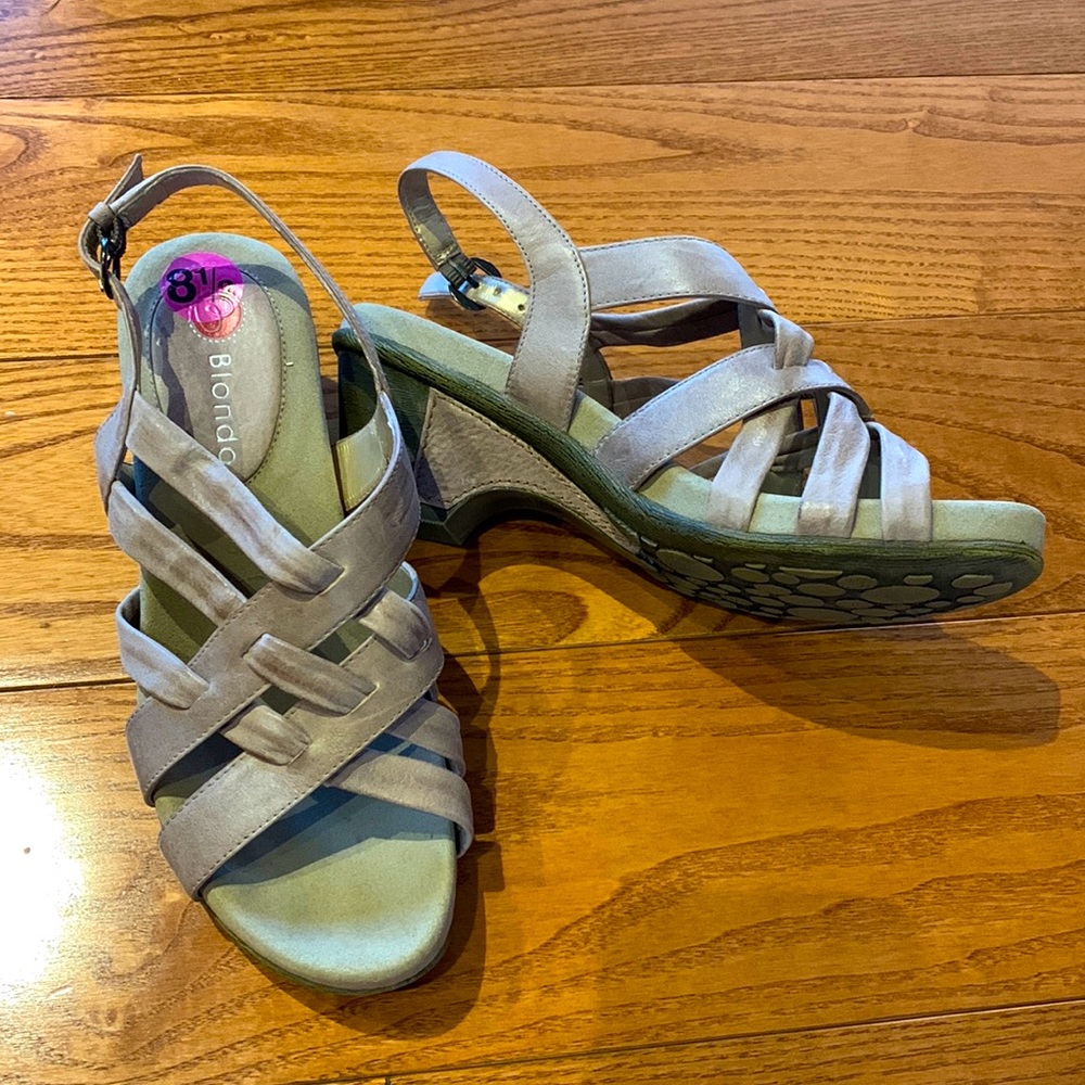 Blondo heel sandals 8.5